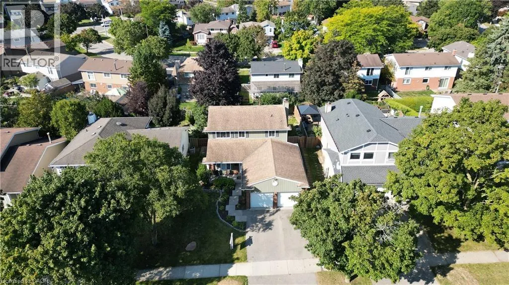 43 WINDING Way