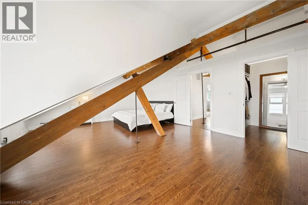 25 CONCESSION Street Unit# 215, #215
