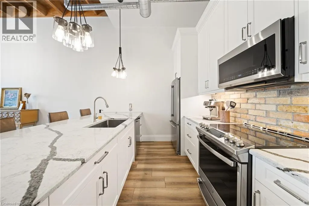 25 CONCESSION Street Unit# 215, #215