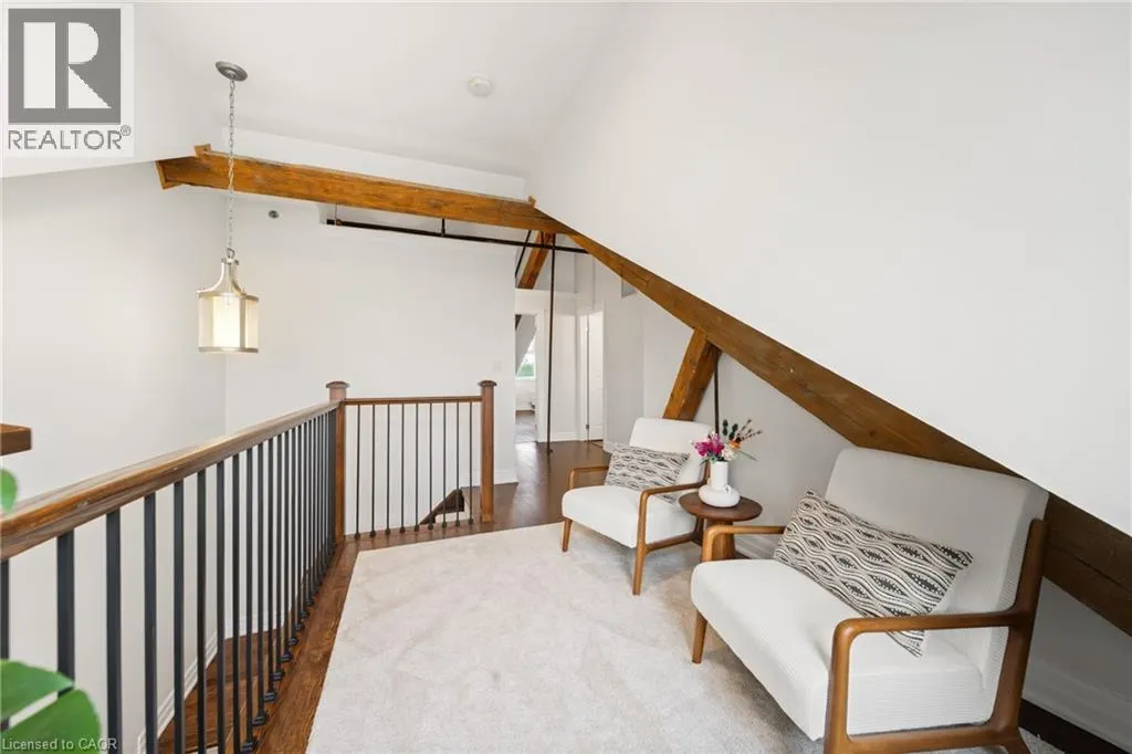25 CONCESSION Street Unit# 215, #215