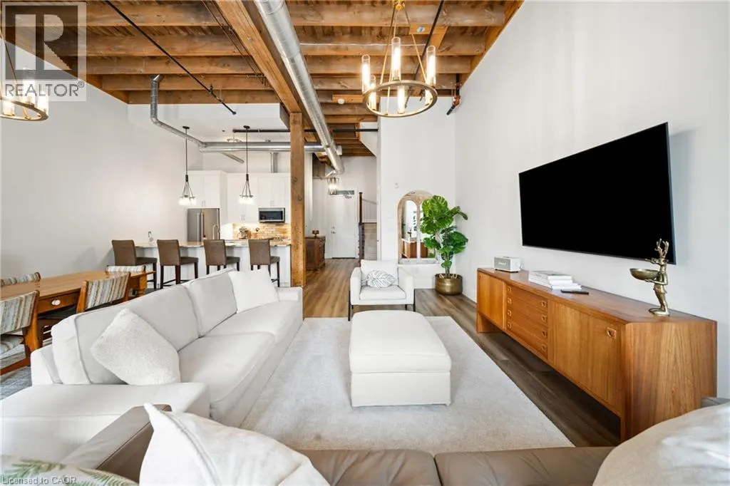 25 CONCESSION Street Unit# 215, #215