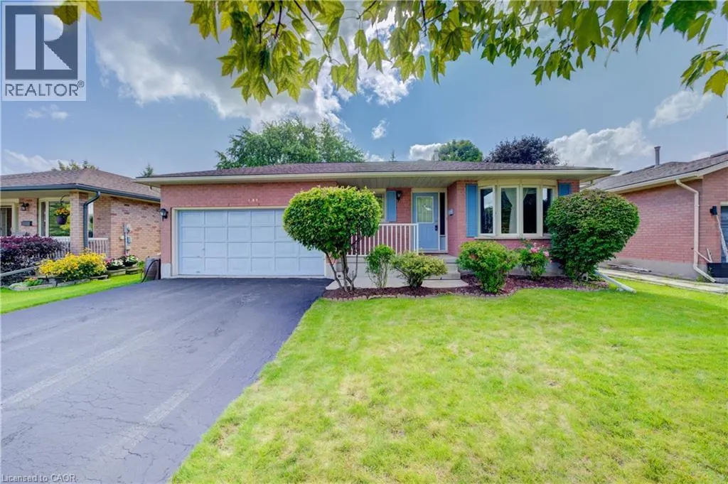 489 NORTHLAKE Drive
