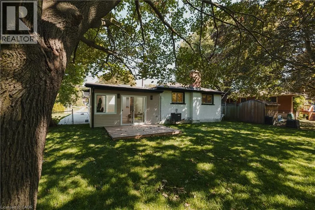 537 GLEN MANOR Boulevard