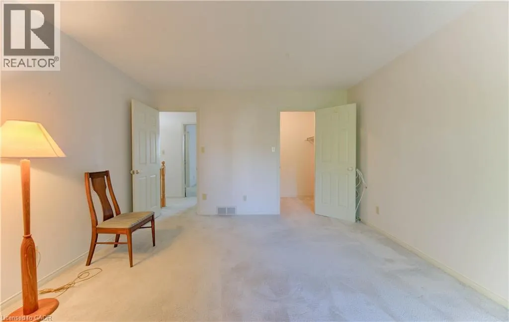 523 BEECHWOOD Drive Unit# 5, #5