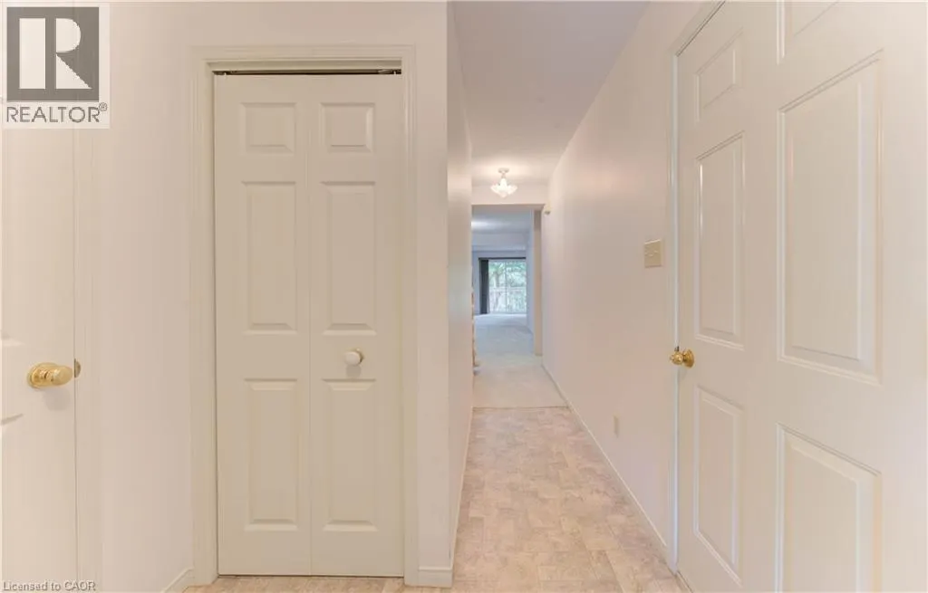 523 BEECHWOOD Drive Unit# 5, #5