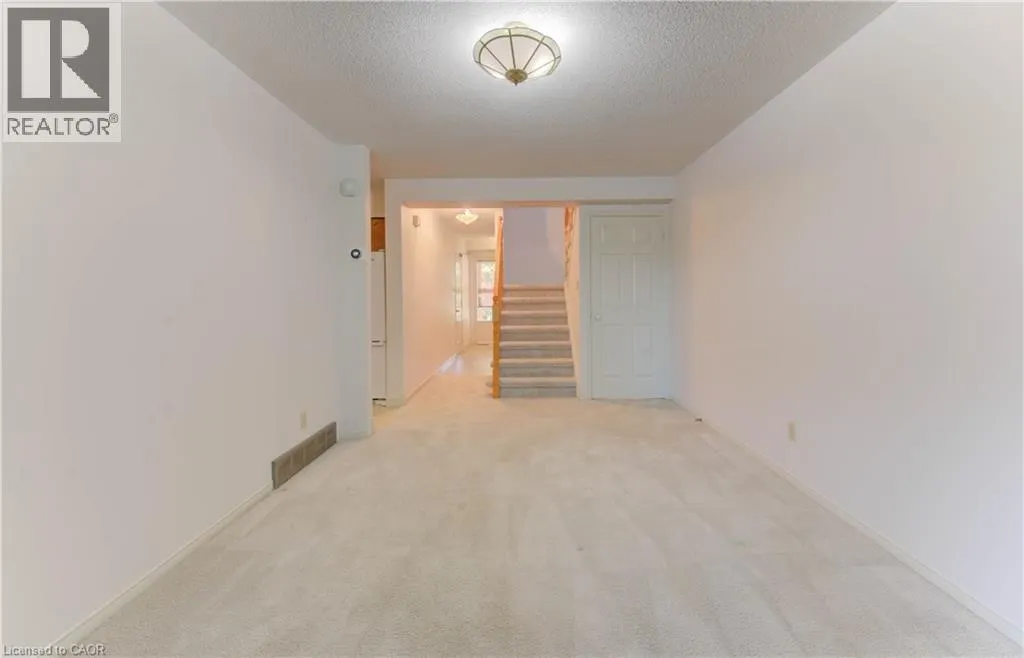 523 BEECHWOOD Drive Unit# 5, #5