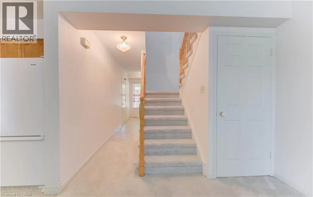 523 BEECHWOOD Drive Unit# 5, #5