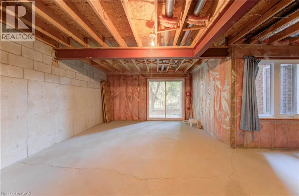 523 BEECHWOOD Drive Unit# 5, #5