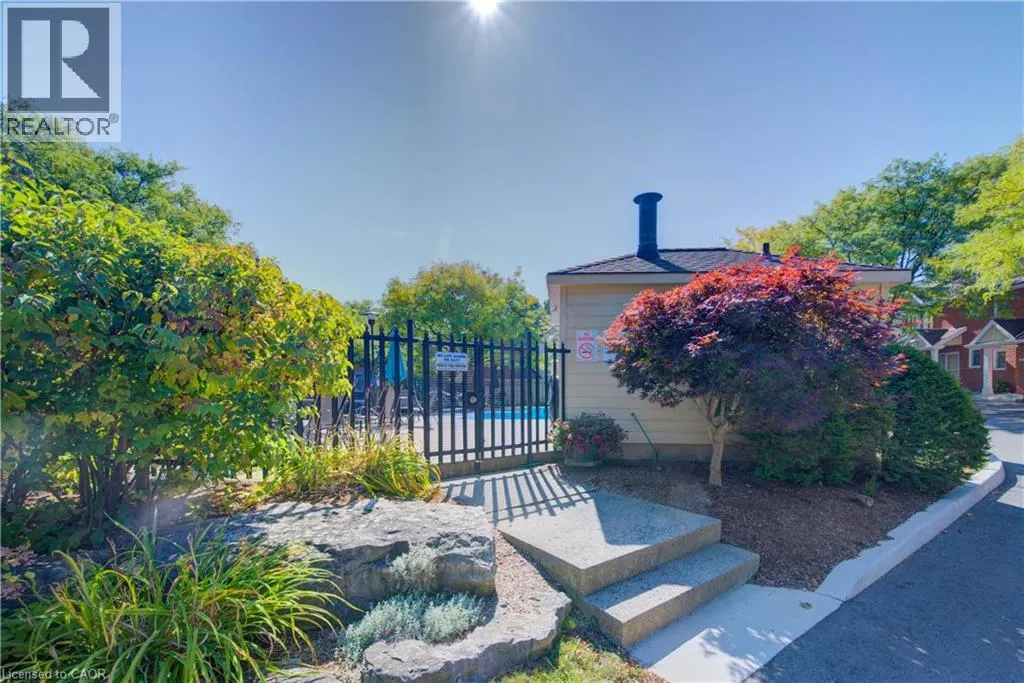 523 BEECHWOOD Drive Unit# 5, #5