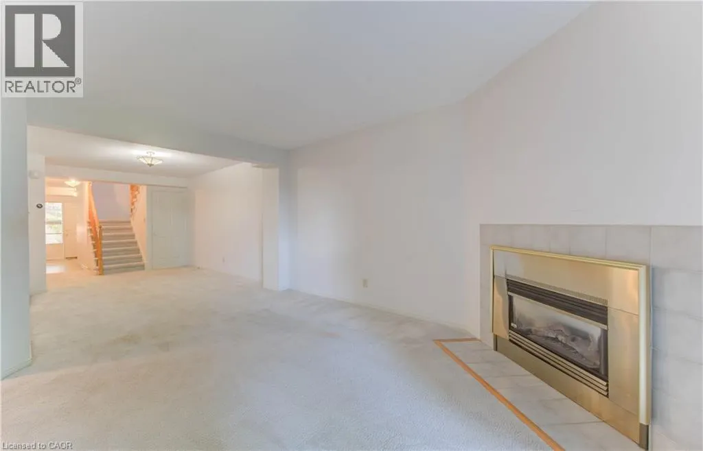 523 BEECHWOOD Drive Unit# 5, #5