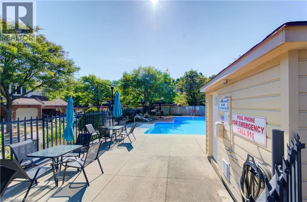 523 BEECHWOOD Drive Unit# 5, #5