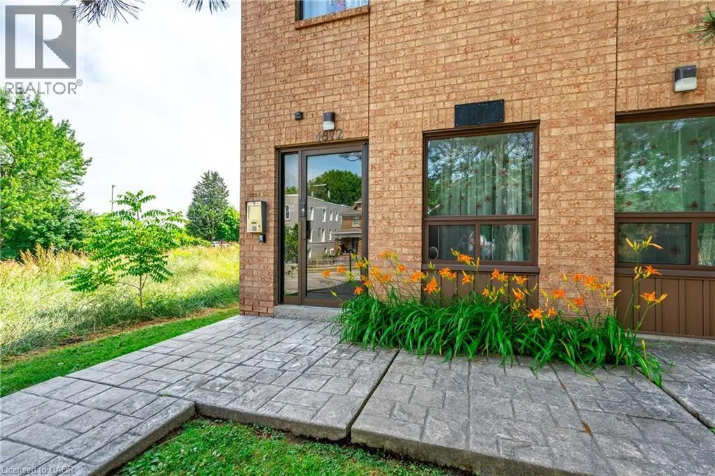 4872 VALLEY Way Unit# 101, #101