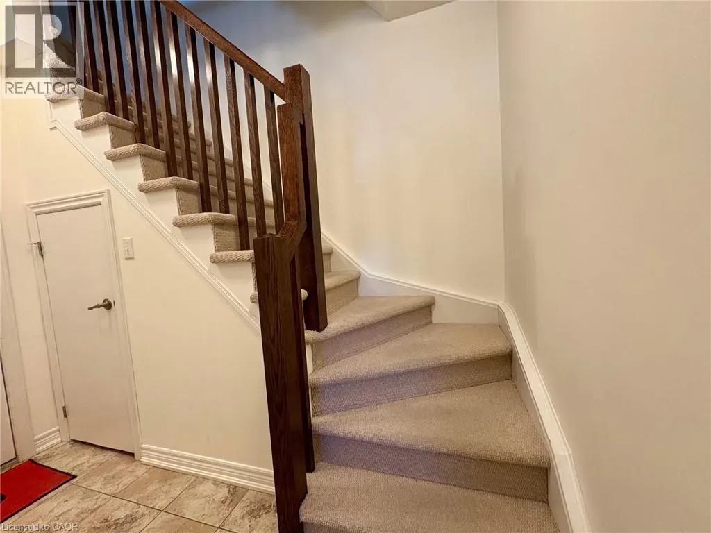 362 PLAINS Road E Unit# 10, #10