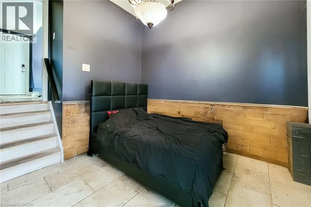 1255 UPPER GAGE Avenue Unit# 6, #6