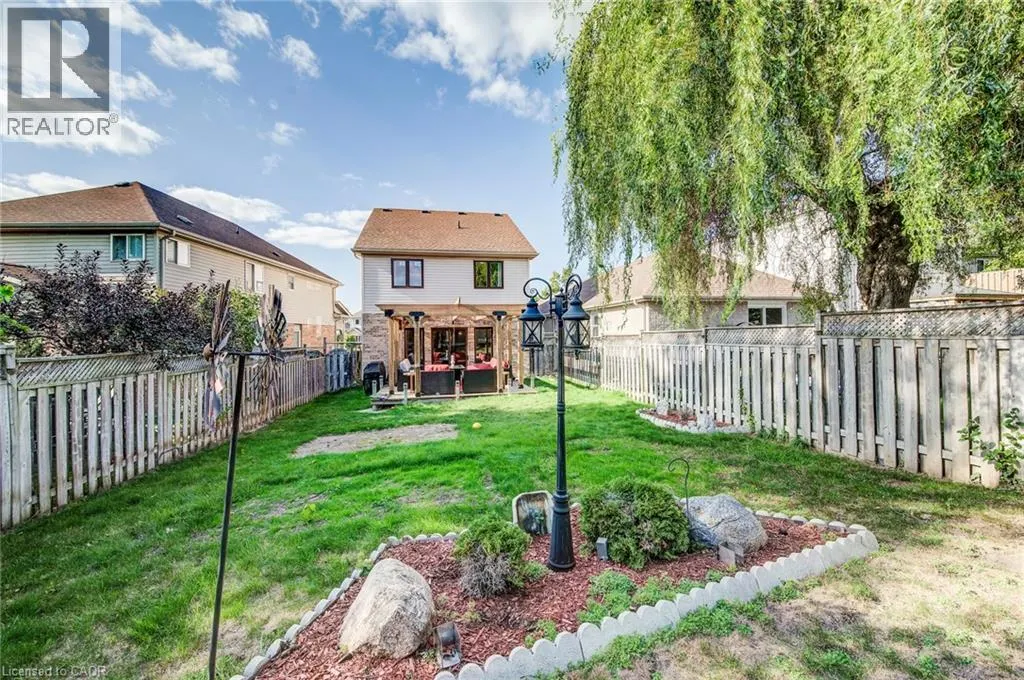 112 AMANDA Walk