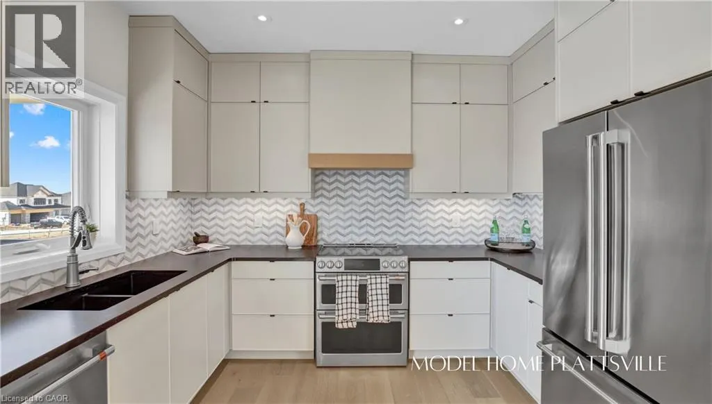 10 HILBORN Street