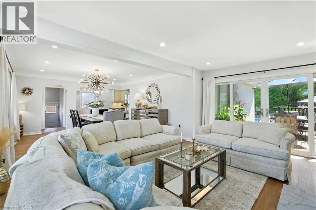 48 BRENTWOOD Drive