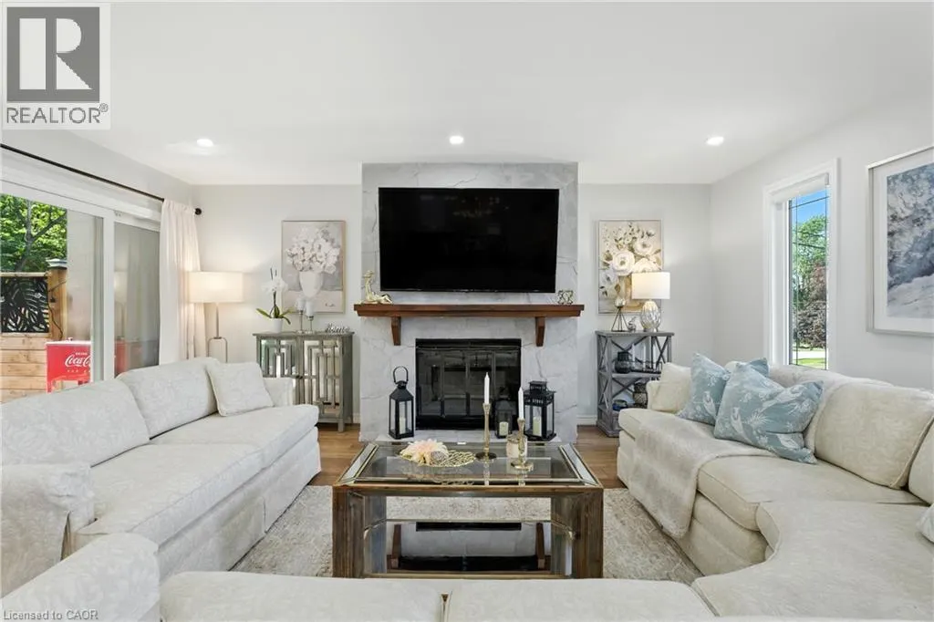48 BRENTWOOD Drive