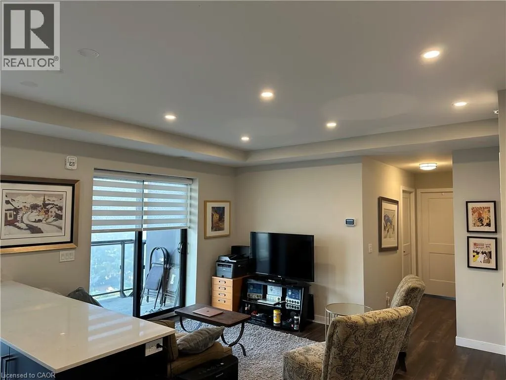 15 QUEEN ST S Street S Unit# 1902, #1902