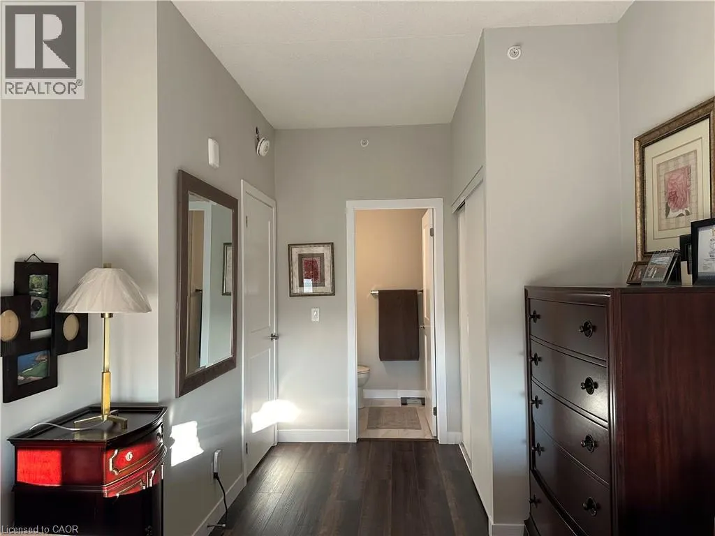 15 QUEEN ST S Street S Unit# 1902, #1902