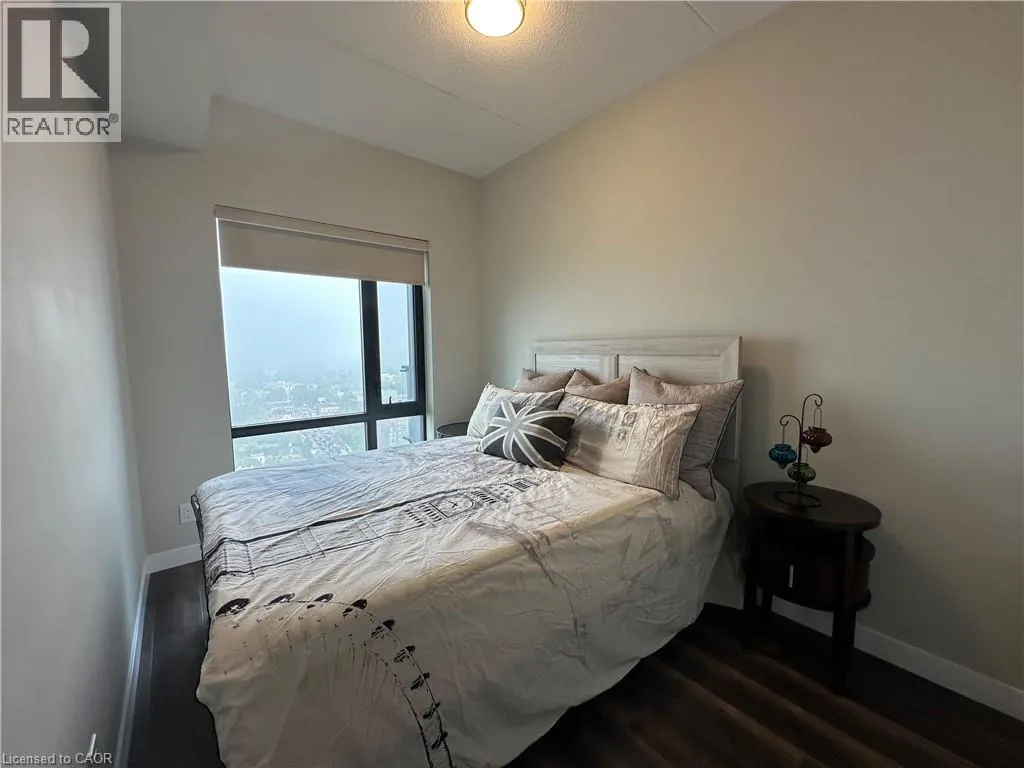 15 QUEEN ST S Street S Unit# 1902, #1902