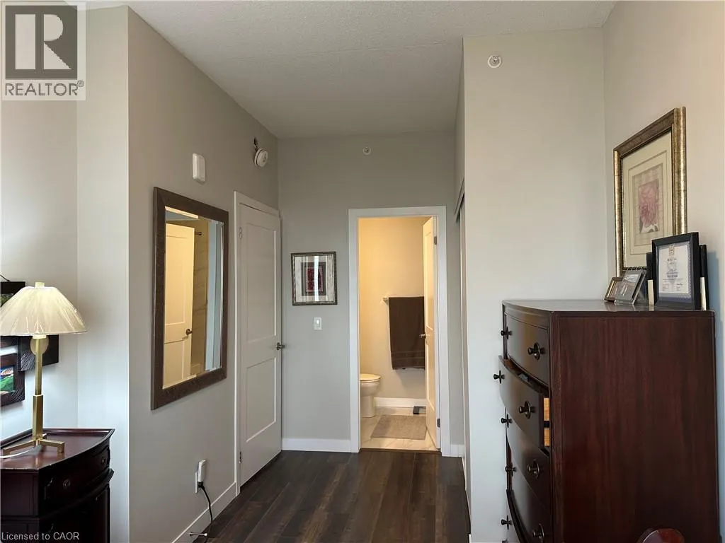 15 QUEEN ST S Street S Unit# 1902, #1902