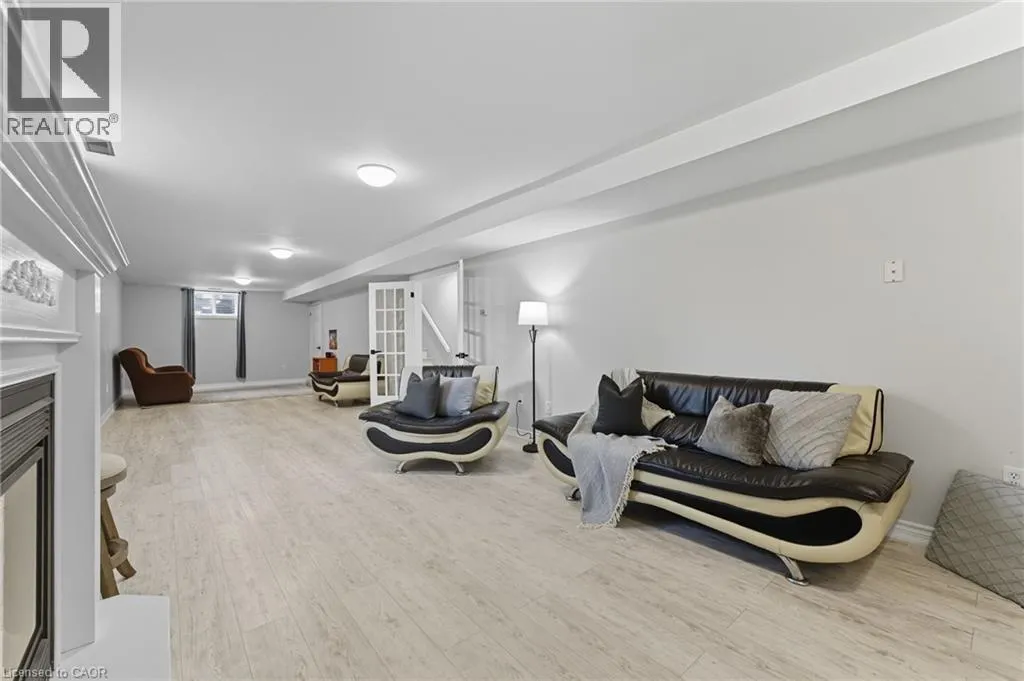 215 BAMFORD Drive