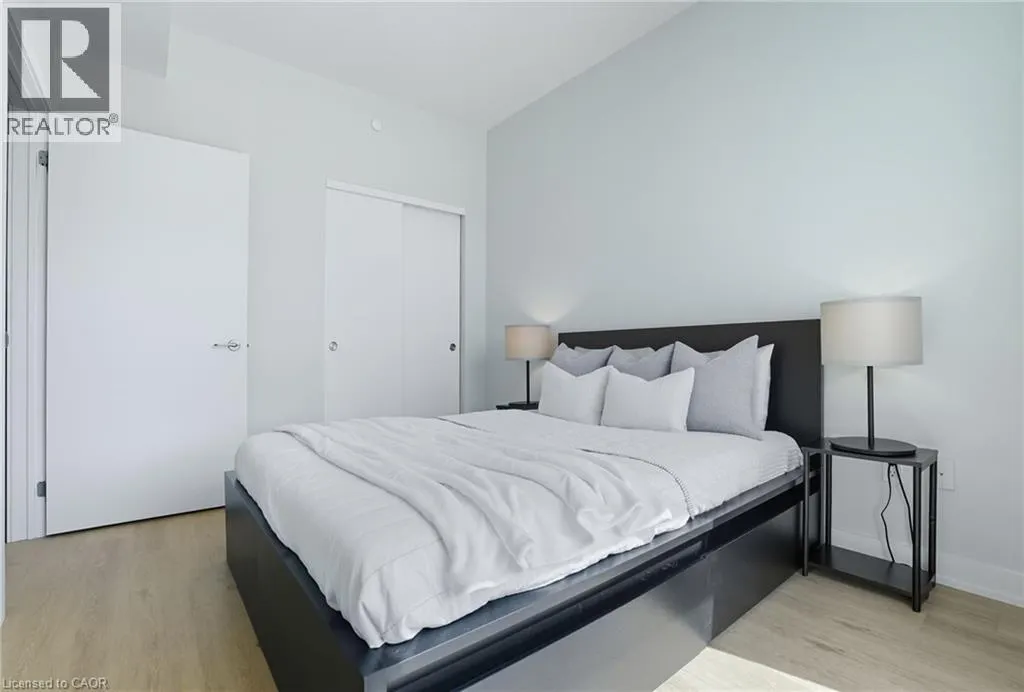 600 NORTH SERVICE Road Unit# 204, #204