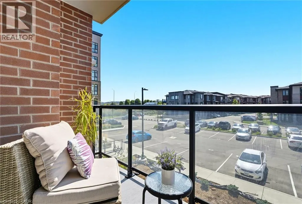 600 NORTH SERVICE Road Unit# 204, #204
