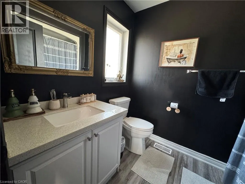 8196 MCLEOD Road Unit# 2 Upper, #2 Upper