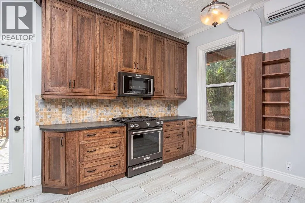 9 STANLEY Avenue Unit# B, #B