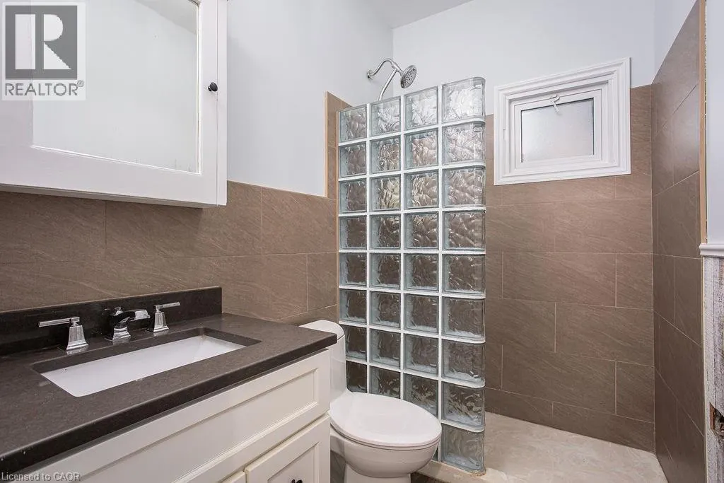 9 STANLEY Avenue Unit# B, #B