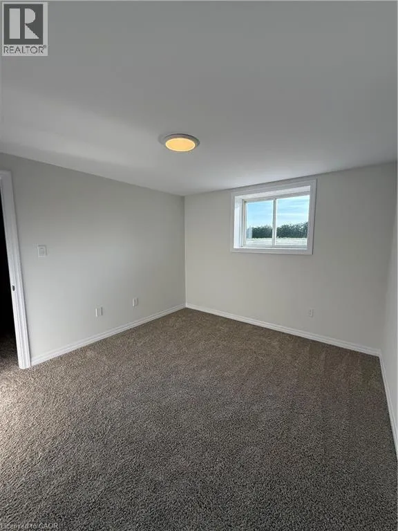 77 BARN OWL Way