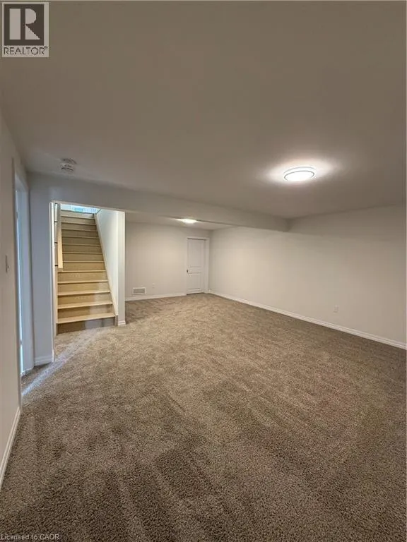 77 BARN OWL Way
