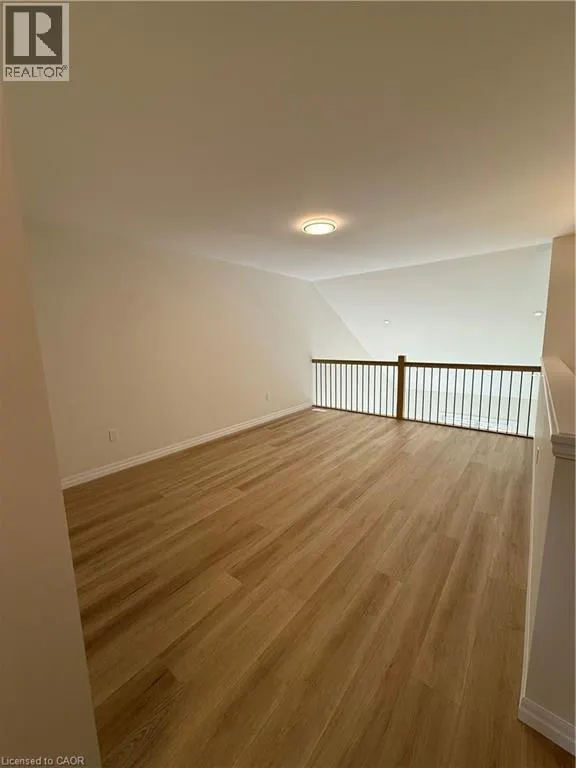77 BARN OWL Way