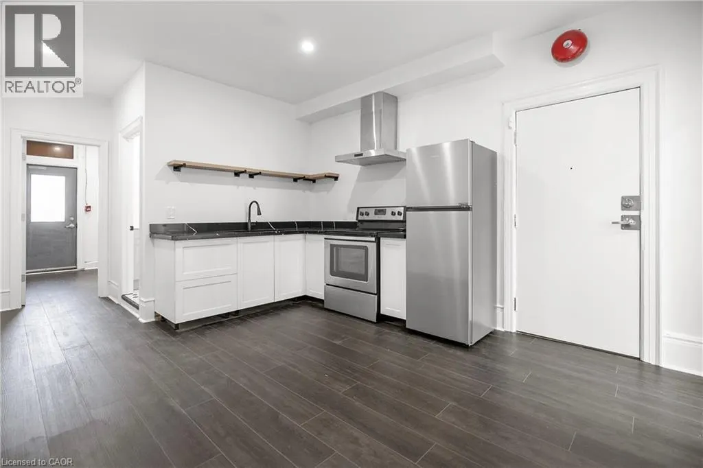 63 JOHN Street S Unit# 302, #302