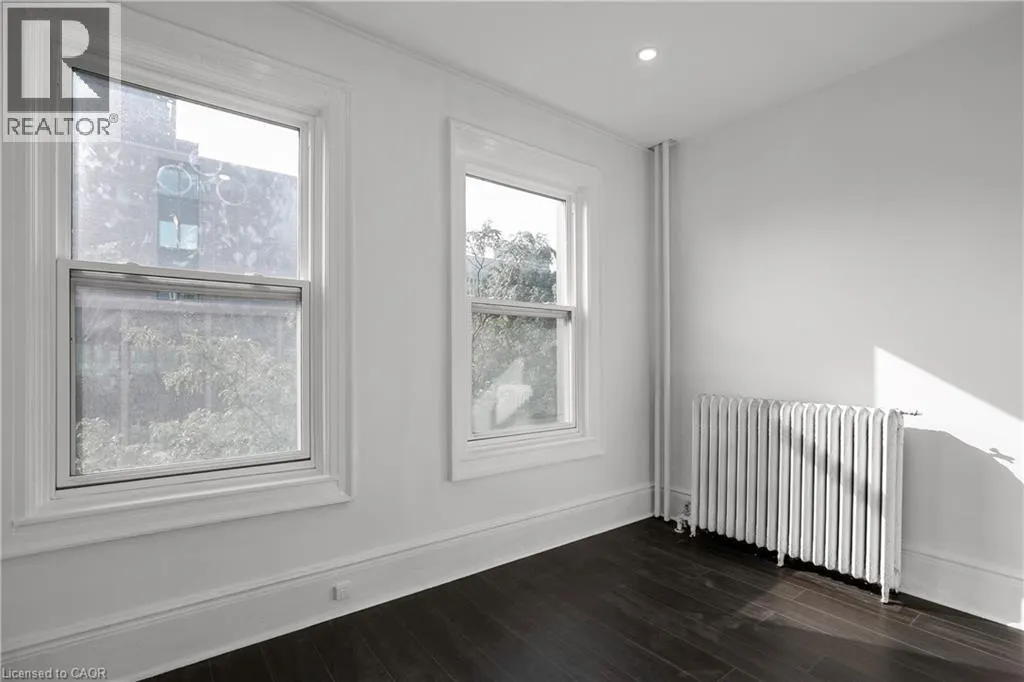 63 JOHN Street S Unit# 302, #302