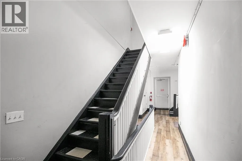 63 JOHN Street S Unit# 302, #302