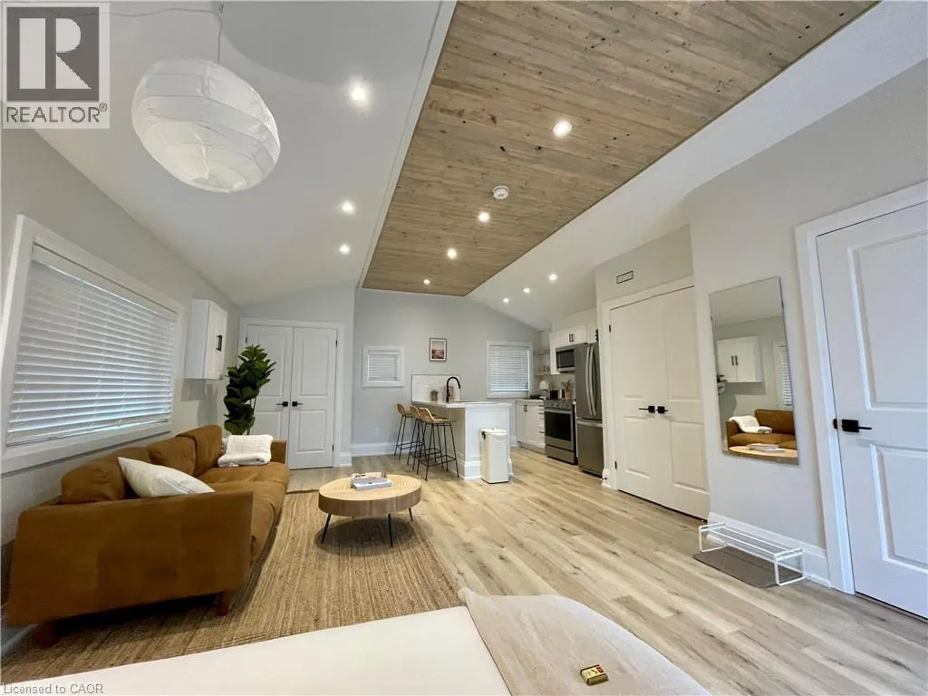 380 MELVIN Avenue Unit# 3, #3