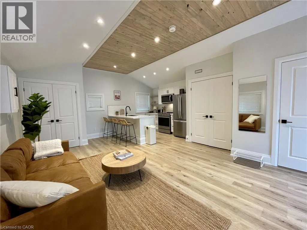 380 MELVIN Avenue Unit# 3, #3