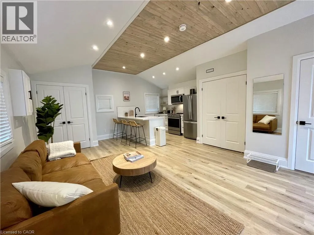 380 MELVIN Avenue Unit# 3, #3