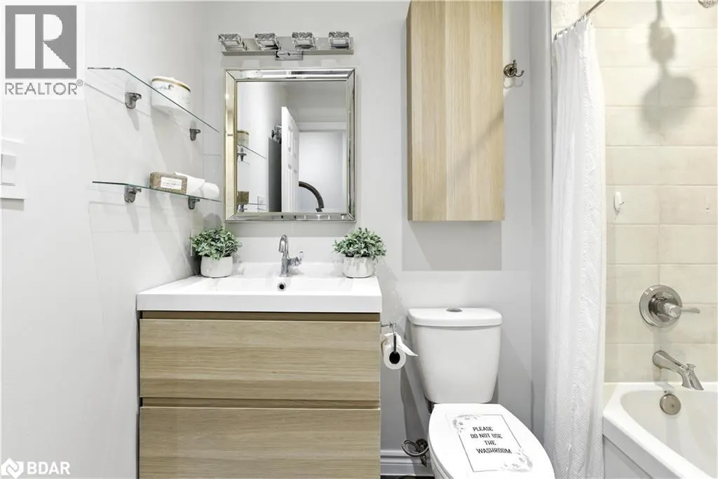 20 PACIFIC Avenue Unit# Main, #Main