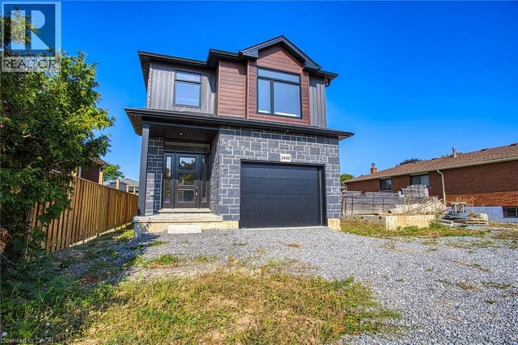 1440 UPPER GAGE Avenue