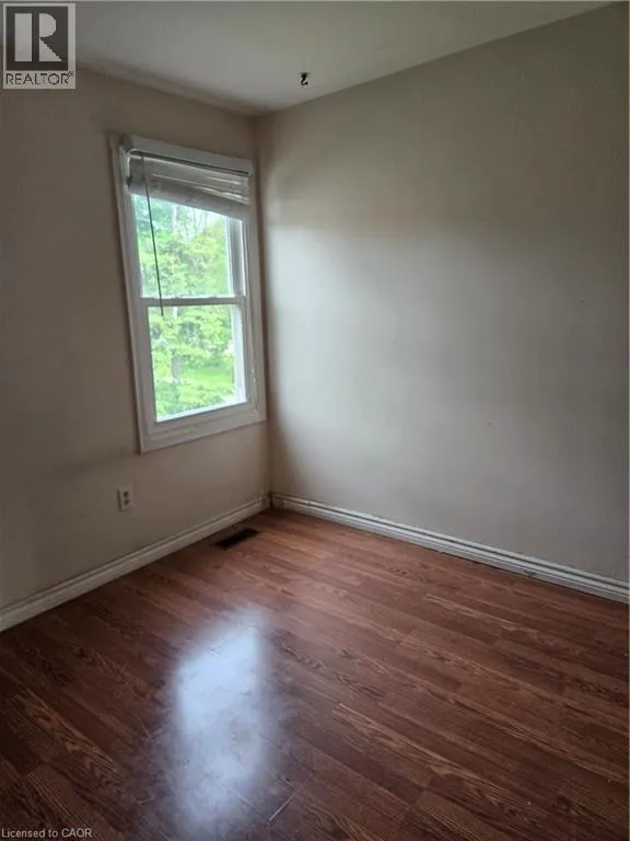 153 LIMERIDGE Road W Unit# 4, #4