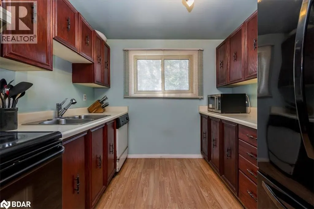 15 SHADOWOOD Road Unit# 103, #103