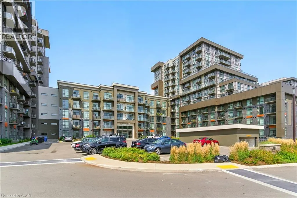 450 DUNDAS Street E Unit# 902, #902