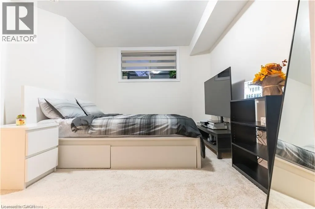 85 MULLIN Drive Unit# 20B, #20B