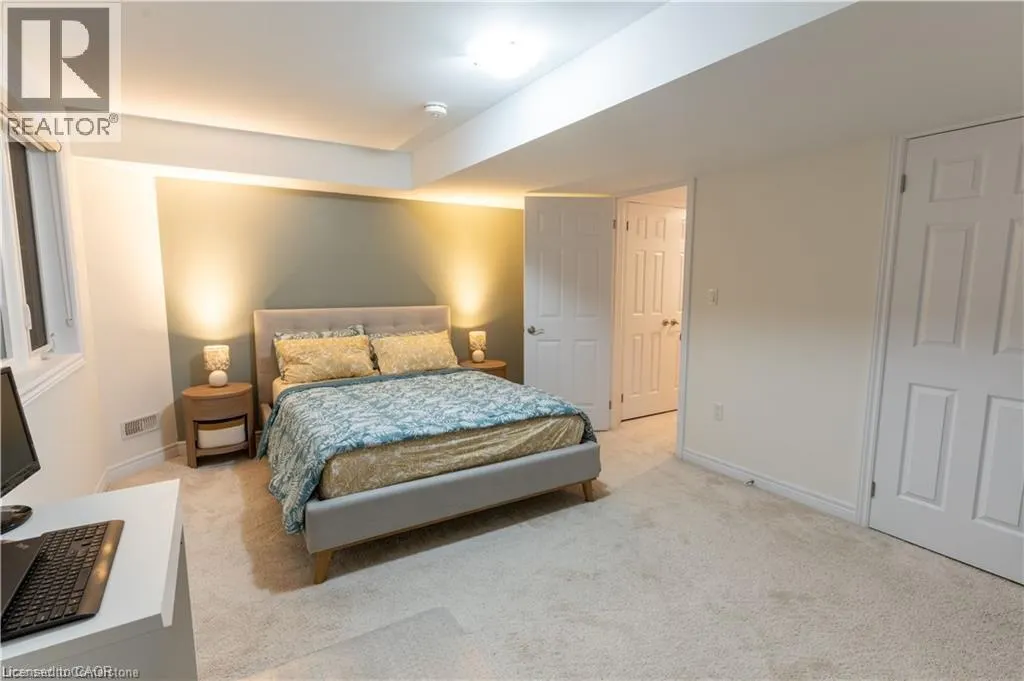 85 MULLIN Drive Unit# 20B, #20B