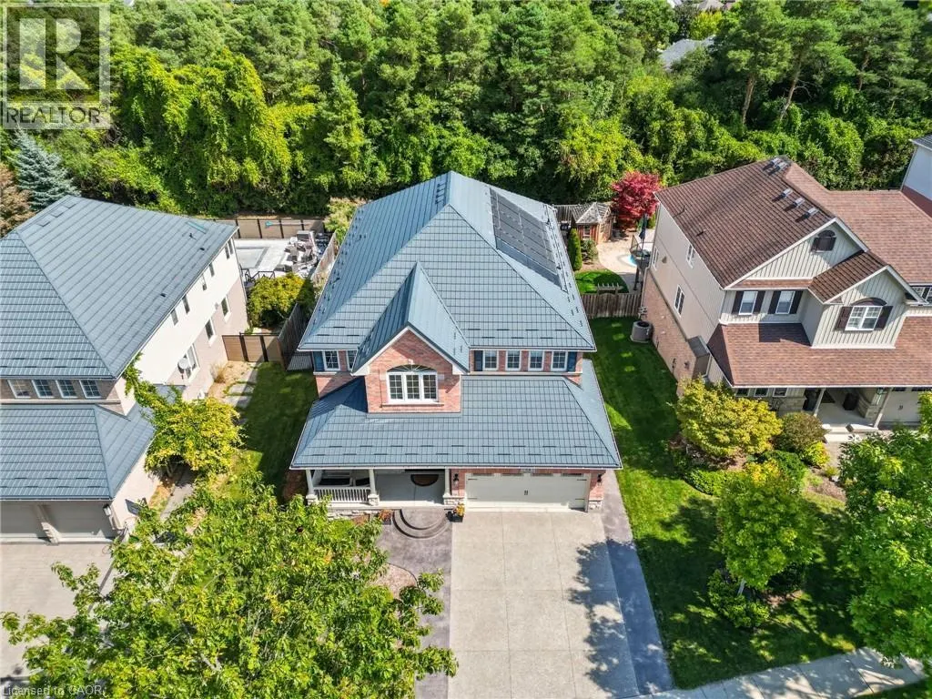 58 WINDING WOOD Crescent