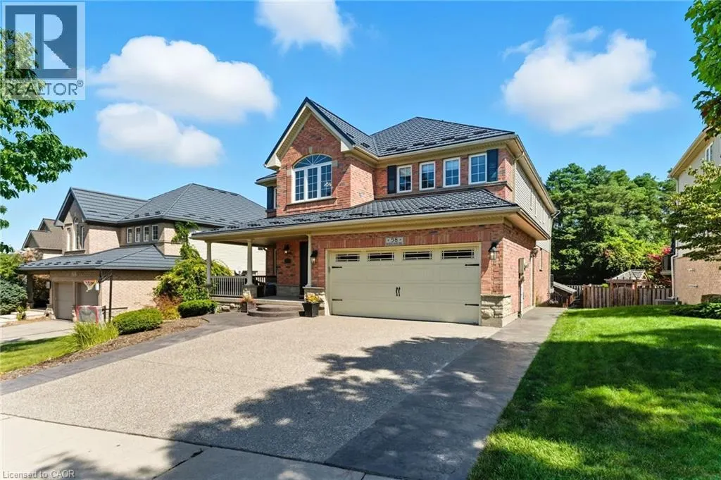 58 WINDING WOOD Crescent